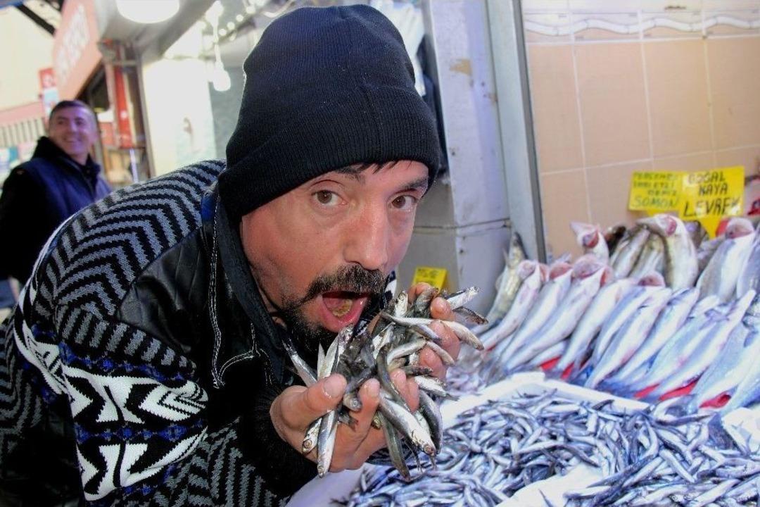 Havalar Soğudu, Hamsi Fiyatları Yarı Yarıya D&uuml;şt&uuml;