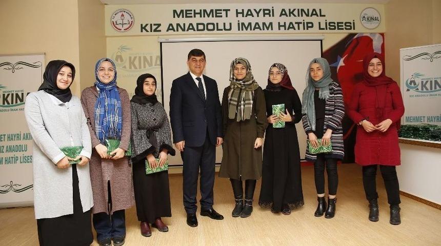 Fadıloğlu, &Ouml;ğrencilerle Kariyer G&uuml;nlerinde Buluştu