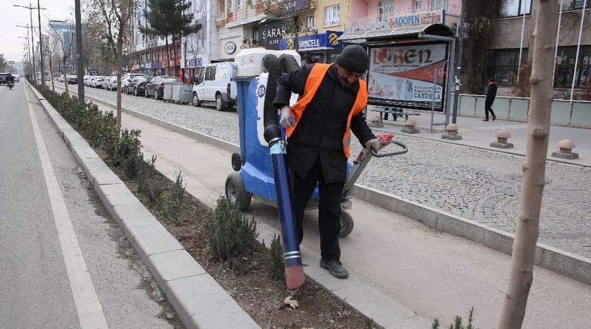 Batman’da 17 Bin Kilometre Yol Süpürüldü