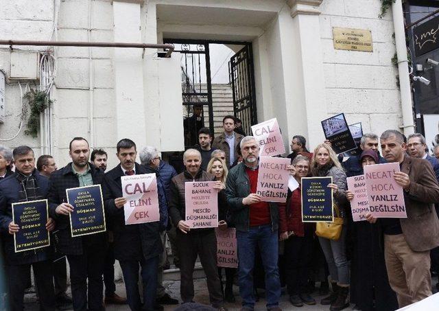 Cağaloğlu Anadolu Lisesinde Veliler Müdüre Sahip Çıktı