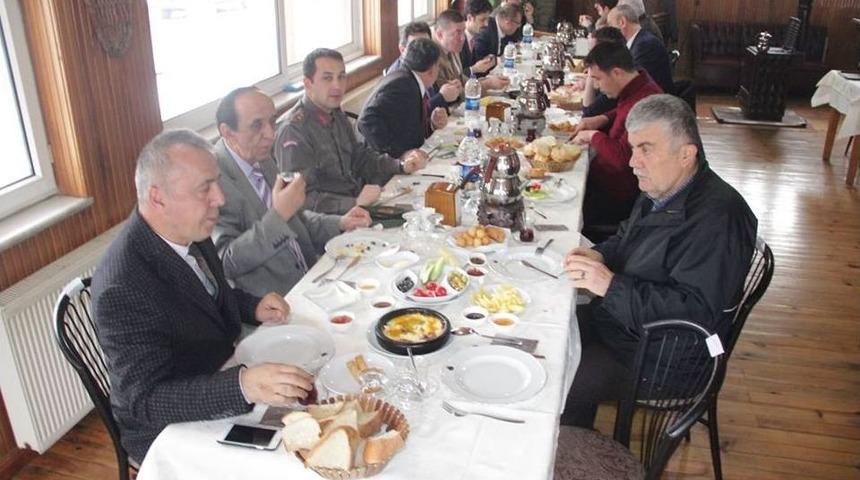 Alaplı Kaymakamı Eskioğlu, Gazeteciler İle Bir Araya Geldi