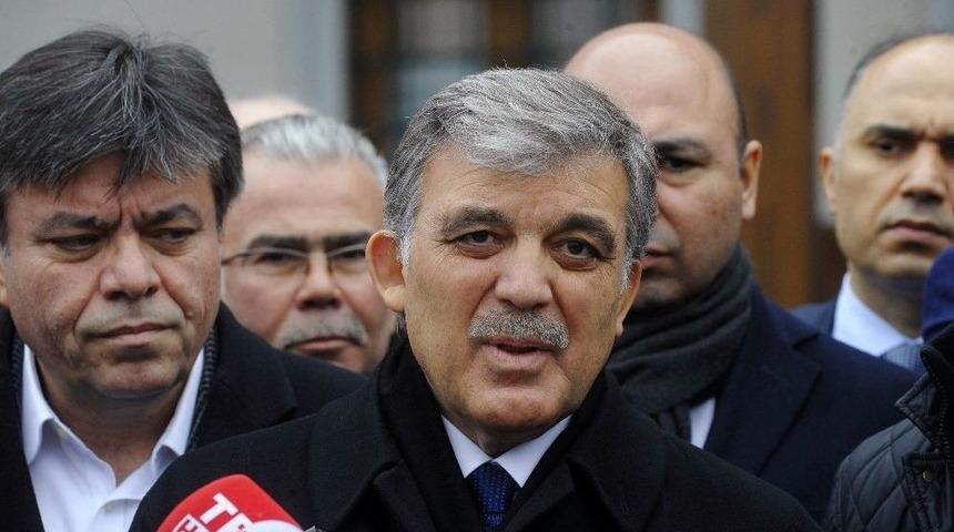 11. Cumhurbaşkanı G&uuml;l Hakkındaki Eleştirilere Cevap Verdi