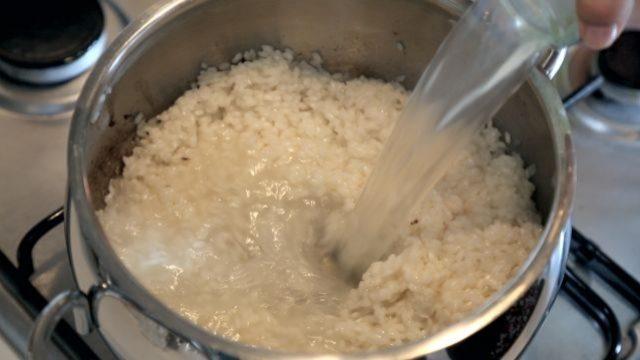 Pilav yaparken pirinç ve su ölçüsü nasıl ayarlanmalıdır?