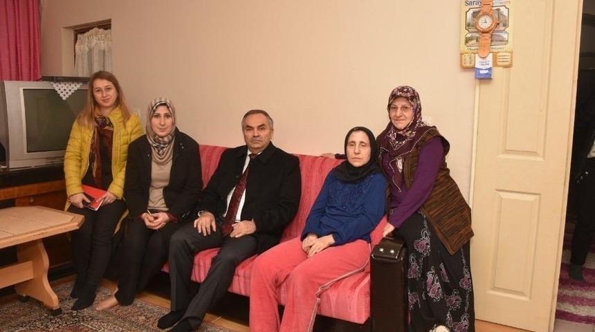 Başkan Ay, Hasta Ziyaretlerini S&uuml;rd&uuml;r&uuml;yor