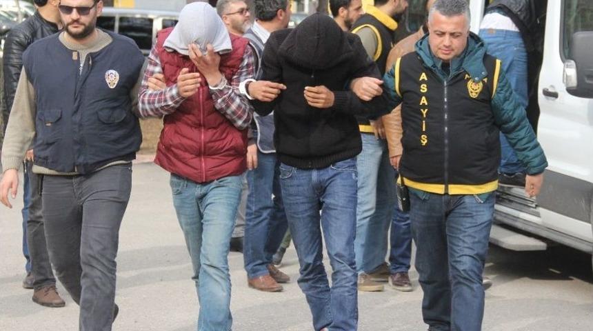 Sopa Ve 10 Bı&ccedil;ak Darbesiyle &Ouml;ld&uuml;r&uuml;ld&uuml;, Katilleri 155 Kamerayla Bulundu