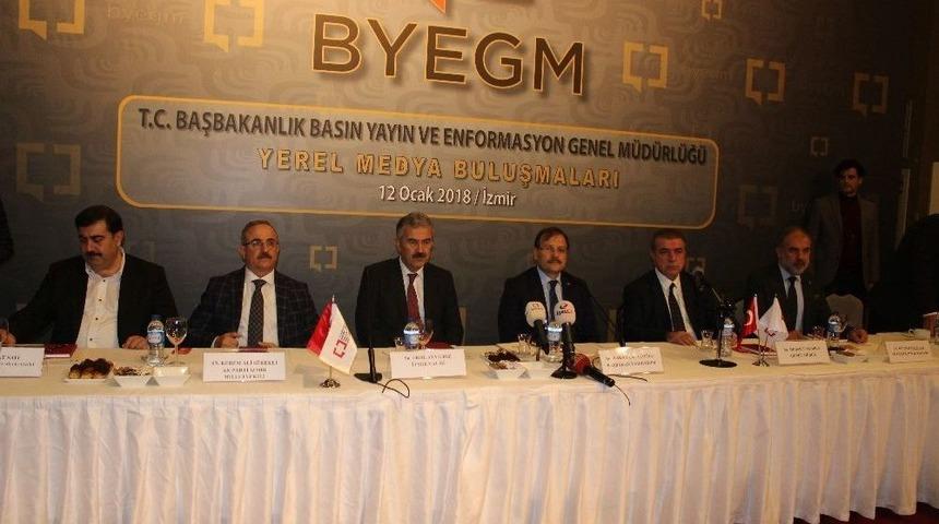 Başbakan Yardımcısı &Ccedil;avuşoğlu, Yerel Medya İle Buluştu