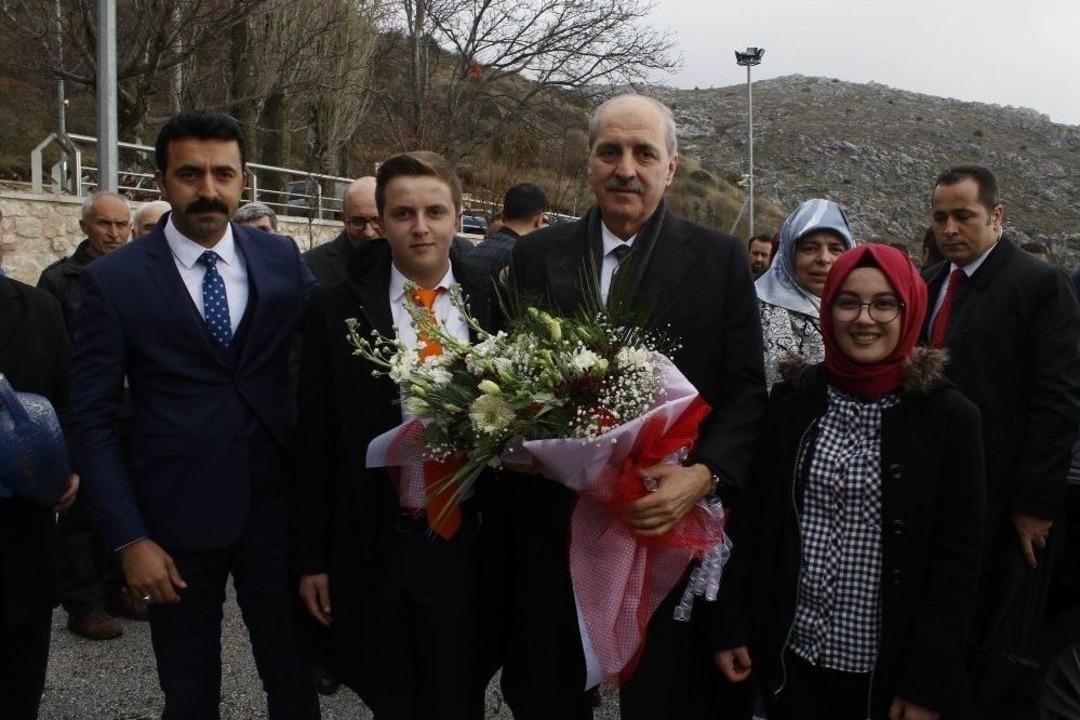 Bakan Kurtulmuş&rsquo;tan Yağmur Altında Antik Kent Ziyareti