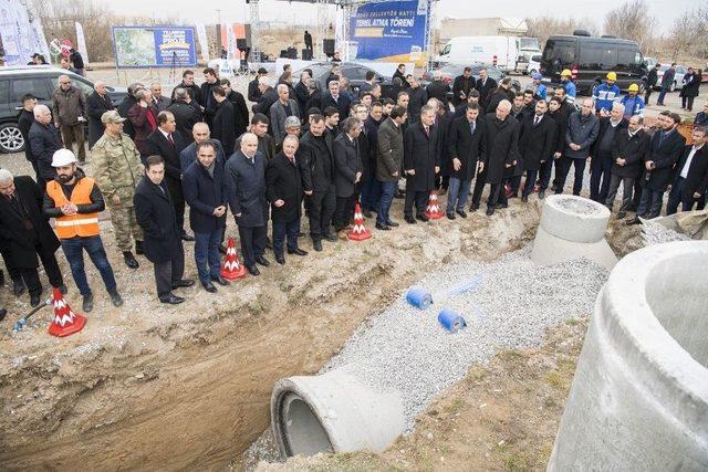 Doğu Kollektör Hattı Temel Atma Töreni Gerçekleştirildi