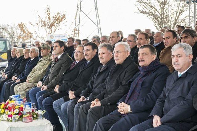 Doğu Kollektör Hattı Temel Atma Töreni Gerçekleştirildi