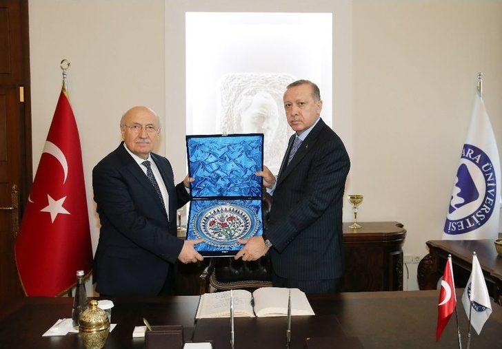 Cumhurbaşkanı Erdoğan: "zihnini Pensilvanya Emrine Vermişsen, Profesör De Olsan Hiçsin" G3