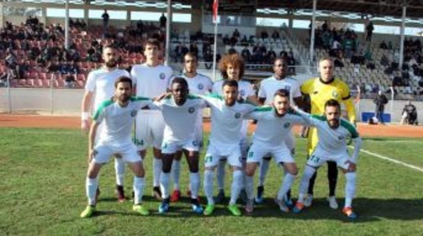 Lider Salihli Belediyespor R&ouml;vanş Peşinde