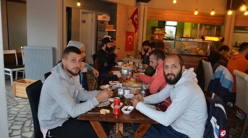 Tekin, Şampiyonluk İstedi