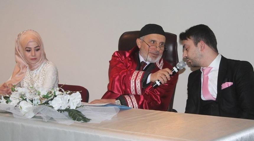 Bayburt&rsquo;ta M&uuml;ft&uuml; İlk Kez Nikah Kıydı