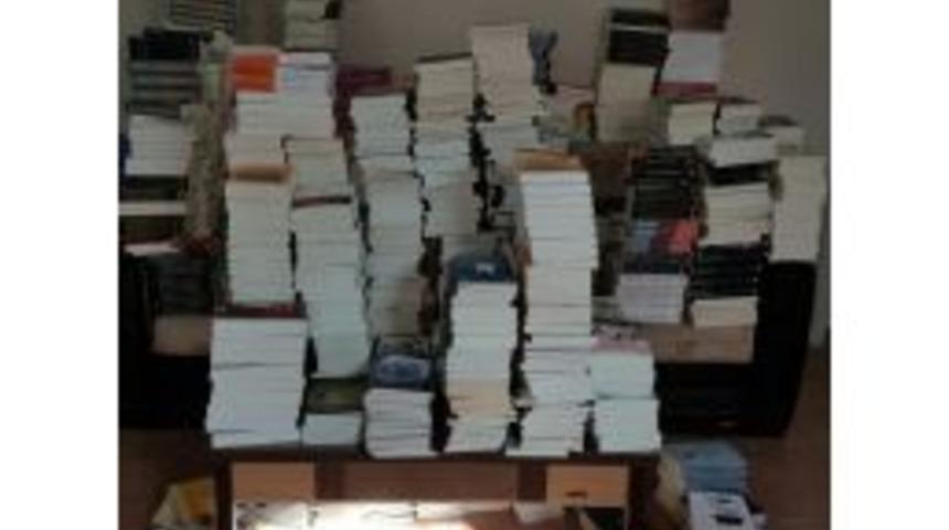Kızıltepe&rsquo;de 3 Bin 853 Korsan Kitap Ele Ge&ccedil;irildi