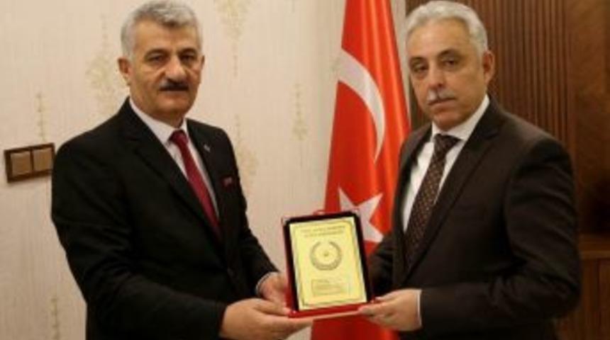 Thk Şube Başkanı Kahraman, Vali Toprak&rsquo;ı Ziyaret Etti