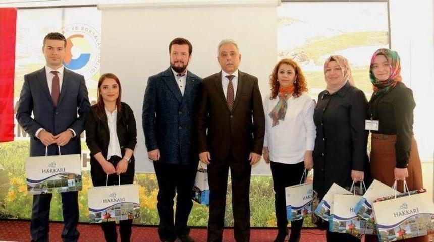 Hakkari&rsquo;de Sağlık &Ccedil;alışanlarına Nrp Kursu Verildi