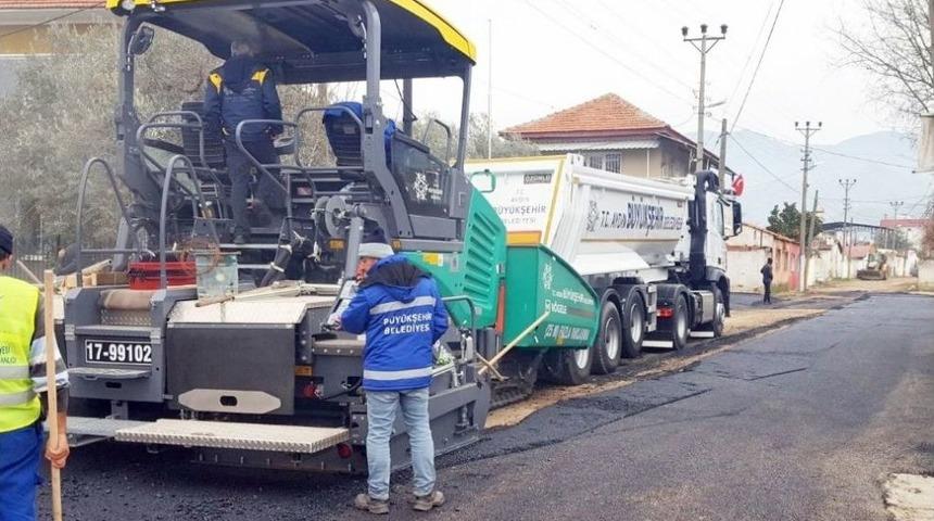 Yollar Sıcak Asfaltla Buluştu