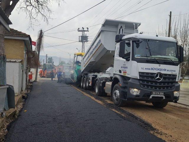 Yollar Sıcak Asfaltla Buluştu