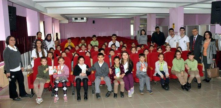 Sağlık Meslek Liseli Öğrenciler Veremle Savaşa Dikkat Çekti G3