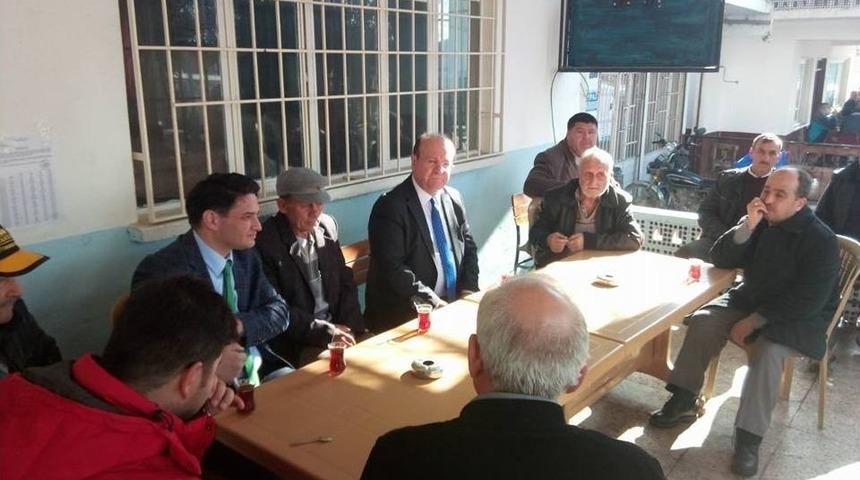 Başkan Mesut Özakcan, Mahalle Ziyaretlerini Sürdürüyor