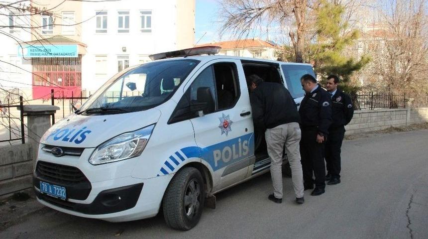 Ev Sahibini Karşısında G&ouml;ren Hırsız Bisikletini Bırakarak Ka&ccedil;tı