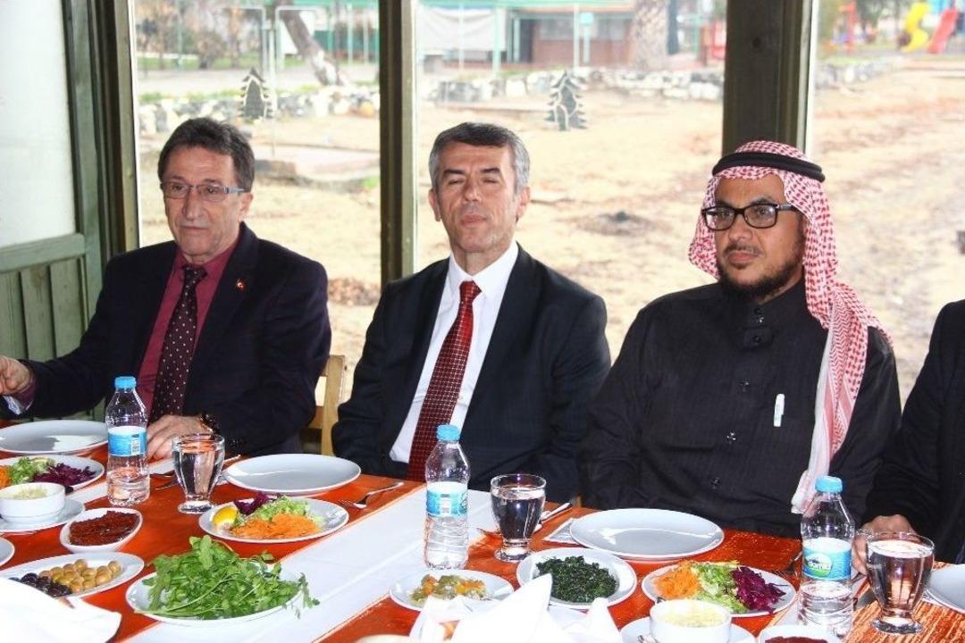 Balıkesir&rsquo;e, Afrikalı Ve Arap İş Adamlarının İlgisi