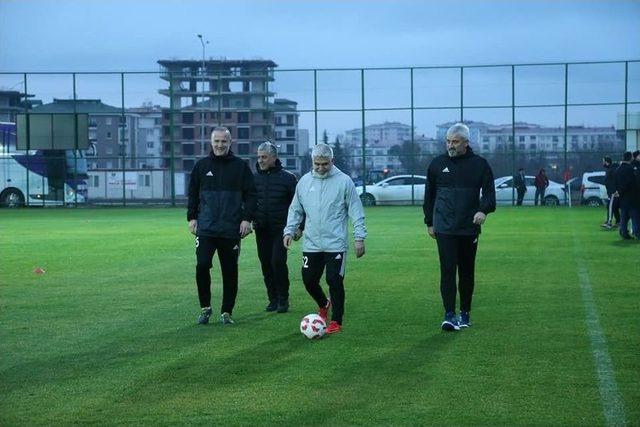 Çanak Ve Yılmaz’dan Antrenman Sürprizi