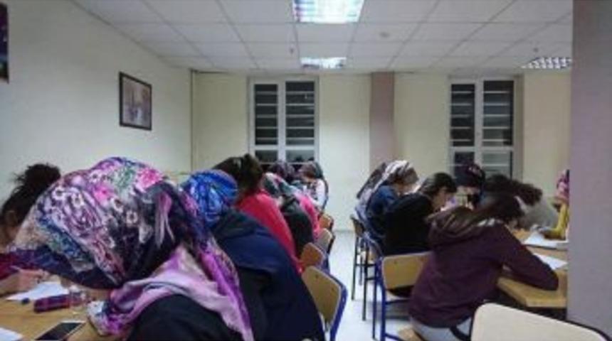 Lise &Ouml;ğrencilerine İlk Yardım Kursu