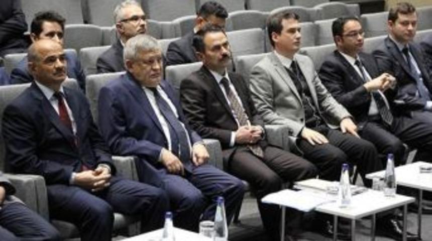 Taşeron İş&ccedil;ilerin Kadroya Alınmasıyla İlgili Bilgilendirme Toplantısı Yapıldı