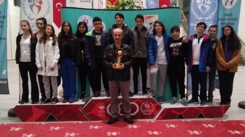 Havalı Silahlar T&uuml;rkiye Kupasında Kayseri&rsquo;ye 2 &Ouml;d&uuml;l