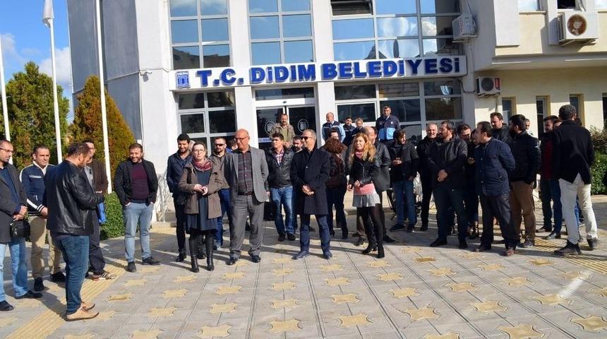 Didim&rsquo;de Mimar Ve M&uuml;hendislerin Belediyeye Tepkileri S&uuml;r&uuml;yor