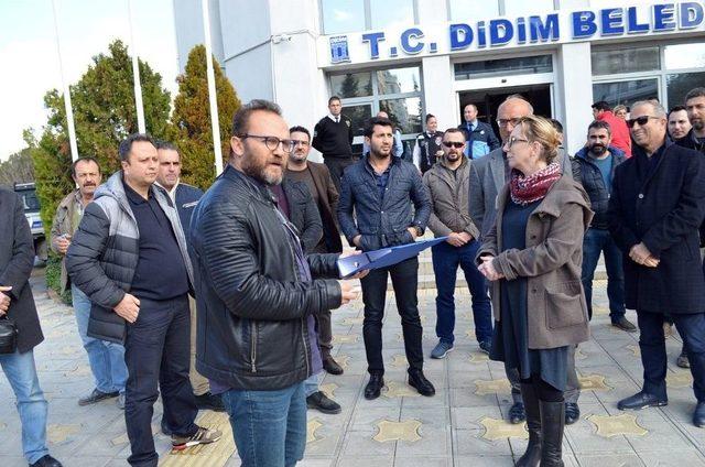 Didim’de Mimar Ve Mühendislerin Belediyeye Tepkileri Sürüyor