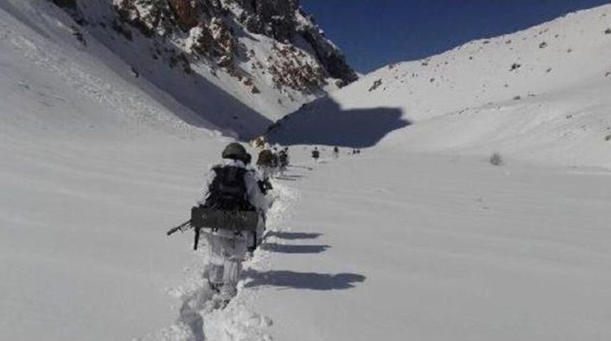 Kahramanlardan Gururlandıran Video, &ldquo;jandarma Varsa G&uuml;ven Var&rdquo;