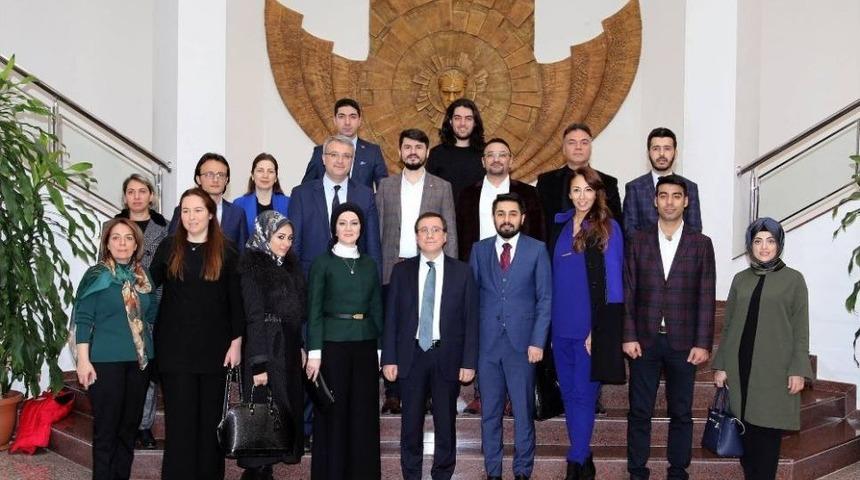 Miad’dan Rektör Kızılay’a Ziyaret