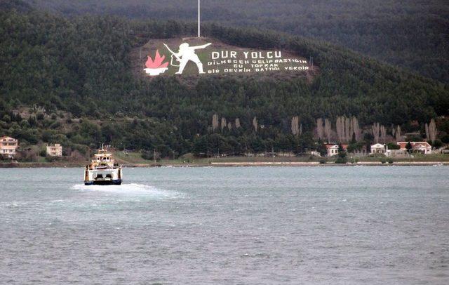 Gökçeada’da Feribot Seferlerine Fırtına Engeli