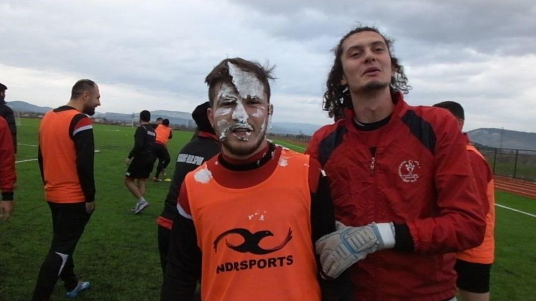 Bigadi&ccedil; Belediyesporlu Futbolcuya Brezilya Usul&uuml; Kutlama