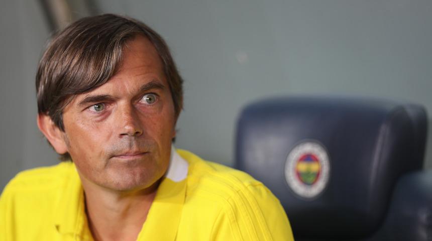 Cocu Beşiktaş derbisine motive çıkmak istiyor