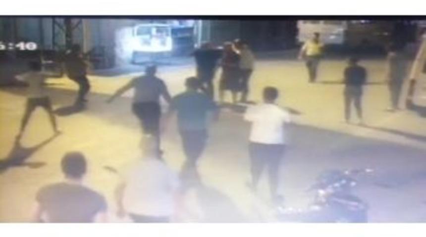 Servis Şoförlerinin Kavgası Kanlı Bitti: 1 Ölü, 2 Yaralı