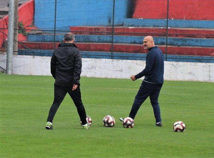 Levent Açıkgöz: "futbolcularım Karabükspor’u En İyi Şekilde Temsil Edecekler" G1