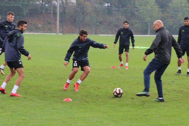 Levent Açıkgöz: "futbolcularım Karabükspor’u En İyi Şekilde Temsil Edecekler" G5