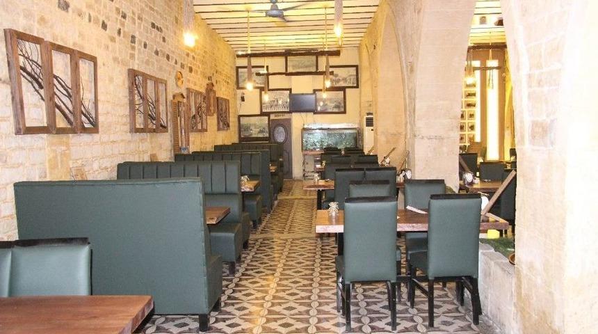 Tarihi Lokantaya Roketli Saldırının G&ouml;r&uuml;nt&uuml;leri Ortaya &Ccedil;ıktı