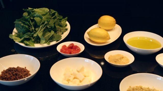 Beyaz peynirli tahıl salatasının malzemeleri nelerdir?