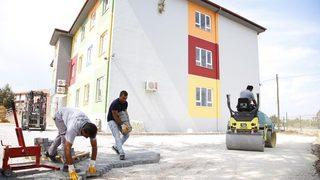 Döşemealtı Belediyesi’nden Yeni Eğitim Yılı Öncesi Okullara Bakım