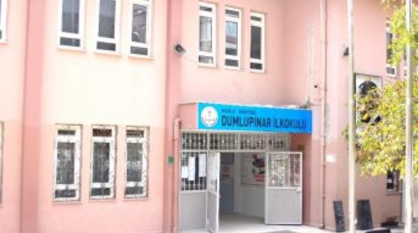 &lsquo;vip Sınıf&rsquo; İddiası Veliler İle Okul Y&ouml;netimini Karşı Karşıya Getirdi