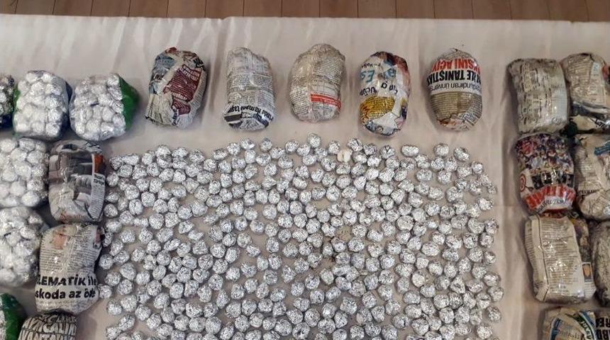 Uyuşturucu Torbacısına Şok Baskın: 3 Bin Paket Esrar Ele Geçirildi