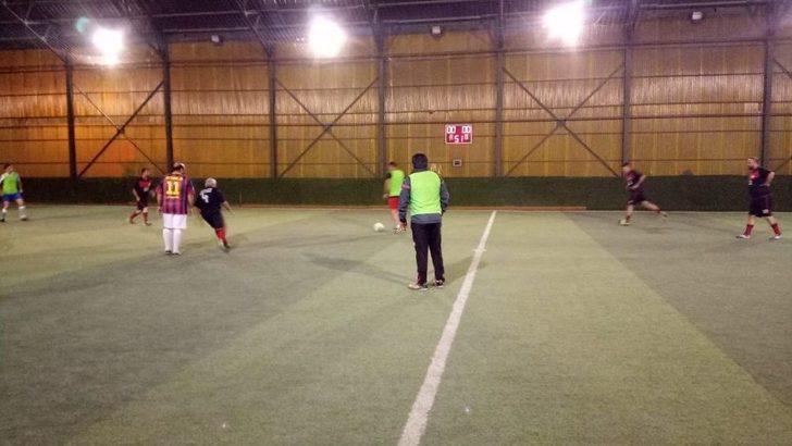 Van Basını Ve Zabıta Çim Sahada Ter Döktü G3