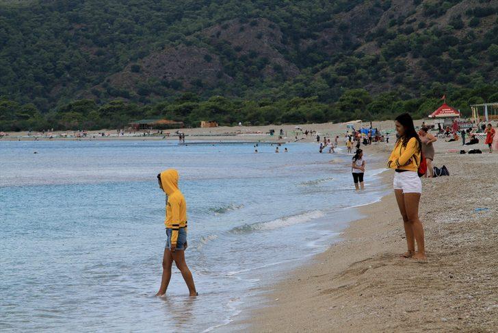 Ölüdeniz'de şok görüntü! Herkes telefonuna sarıldı G4