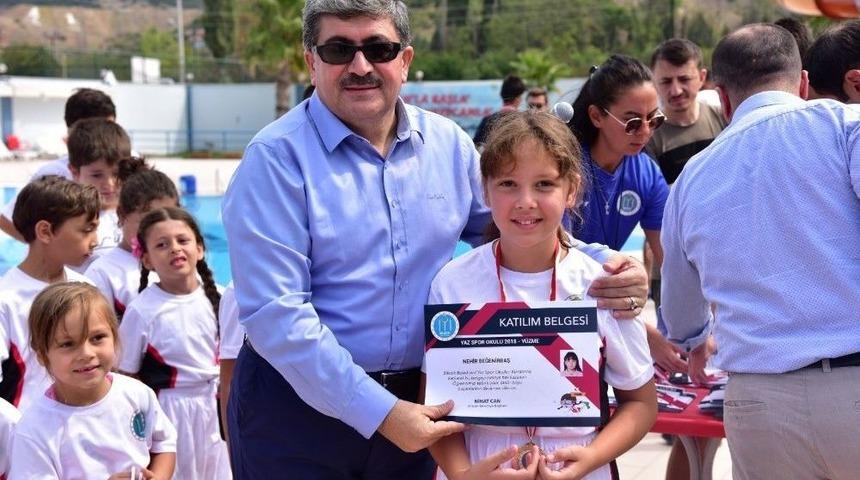 Yaz Spor Okulları&rsquo;na Katılan 435 &Ouml;ğrenci Sertifikasını Aldı