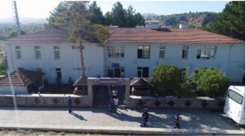 Jandarmadan &Ccedil;ift&ccedil;ileri Dolandıran Organize Su&ccedil; &Ouml;rg&uuml;t&uuml;ne Darbe