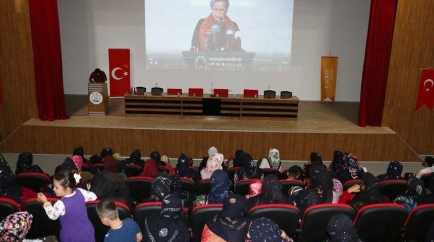 Ak&ccedil;akale&rsquo;de Kadına Sosyal Destekler Ve Kamuya Erişim Semineri